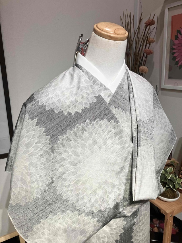 小千谷紬 松煙染 万寿菊｜自然の色を身に纏う 10周年感謝価格｜着物