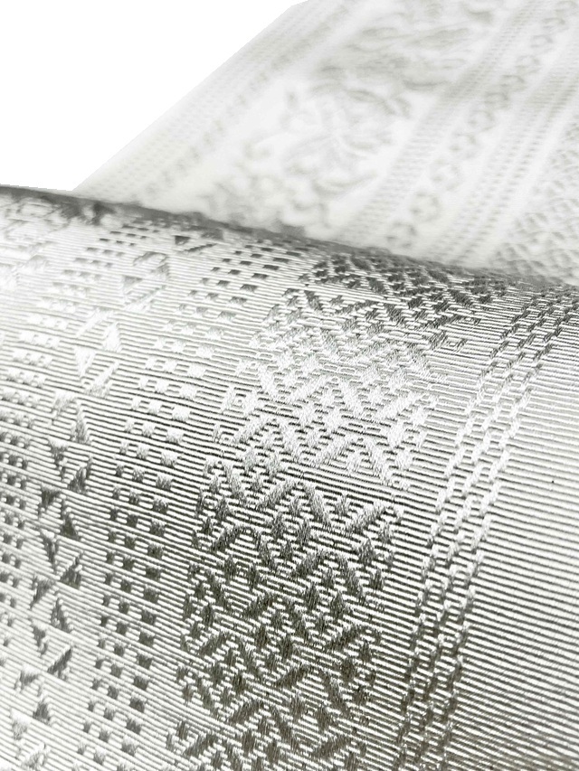 博多織 八寸名古屋 掘り出し価格 白地 変わり献上 | 凛とした着姿を