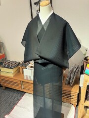夏塩沢玉駒上布 抜群の清涼感 スタイリッシュカジュアル 