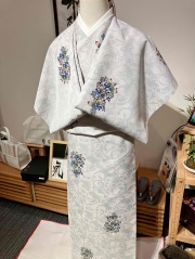 お洒落着物｜ 全国産地着物から作家品までお買い得価格で品揃え。