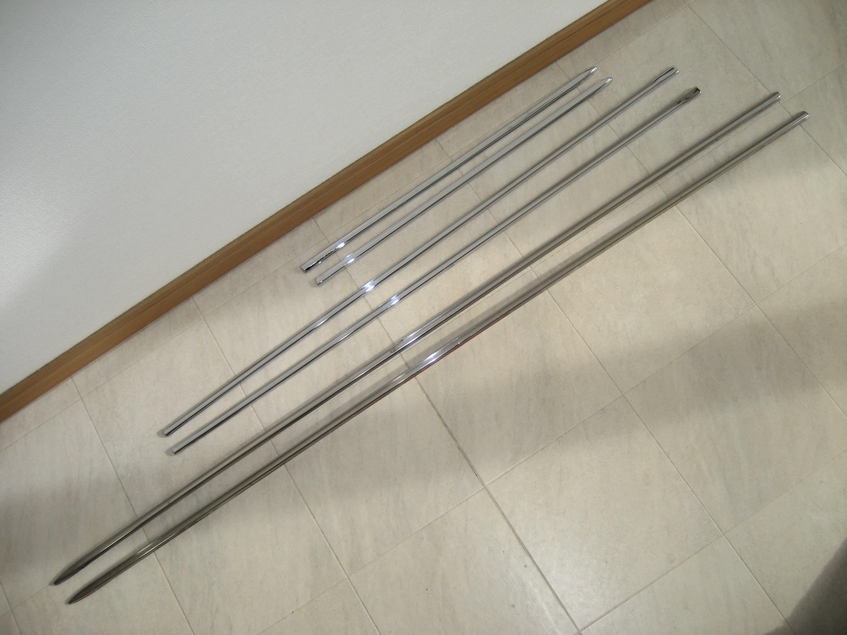 '65～'66SP311用サイドモール　1台分　中古
