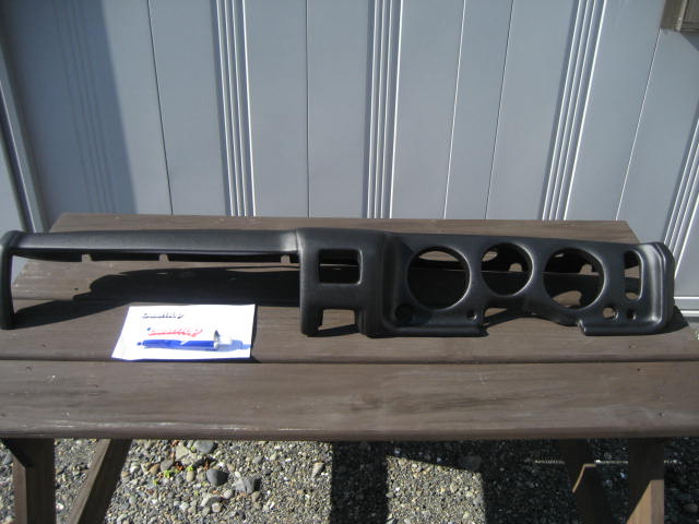 SR311後期型用'68～、ダッシュキャップ、右ハンドル用