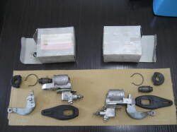 SR311用リヤホイールシリンダー　2個セット　中古