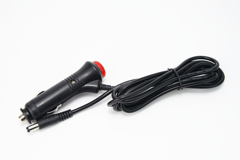 MORE BLUE DC5.5*2.1mmプラグ用2メートル シガーソケットケーブル 電源スイッチタイプ