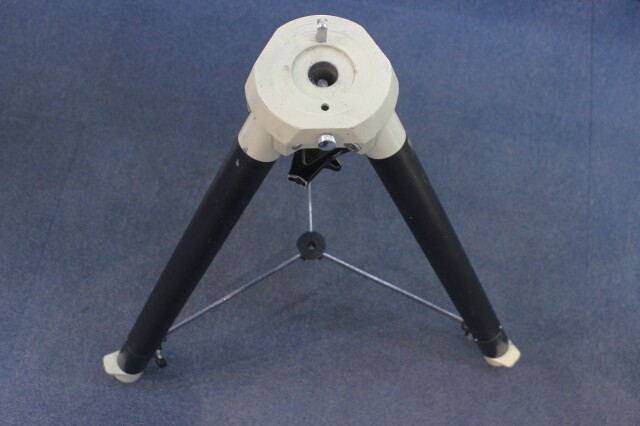【中古・現状販売】メタル三脚SE（旧色ライトグリーン）その１