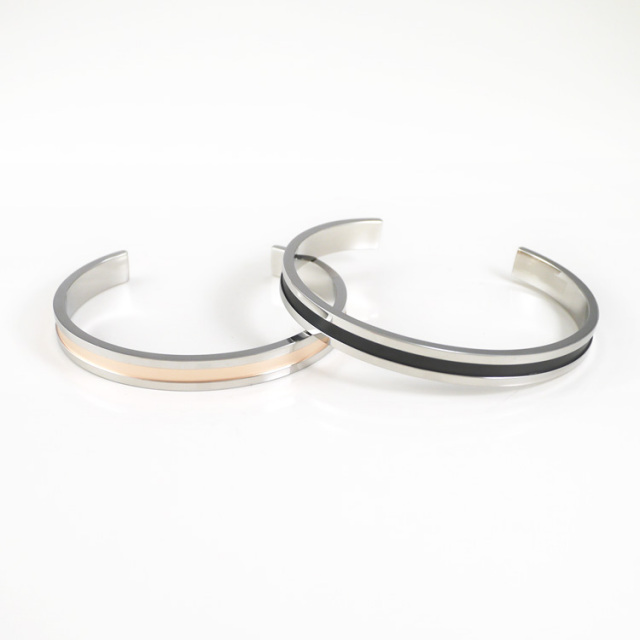 グルーブデザインバングル