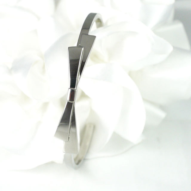 vie リボンデザインバングル 