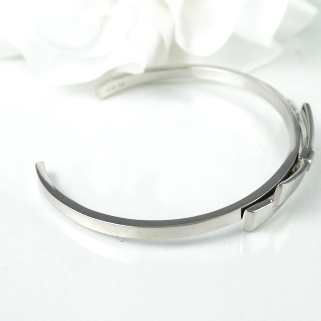 vie リボンデザインバングル 