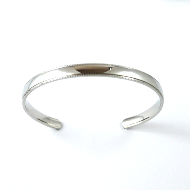 vie　ミル打ちバングル