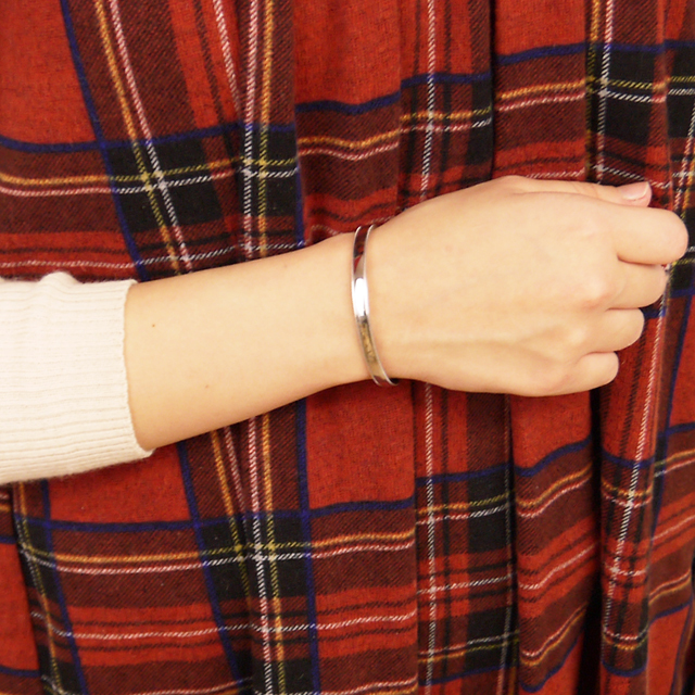 vie　ミル打ちバングル