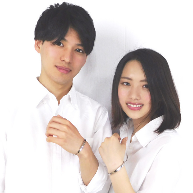 シンプルカーブデザインバングル