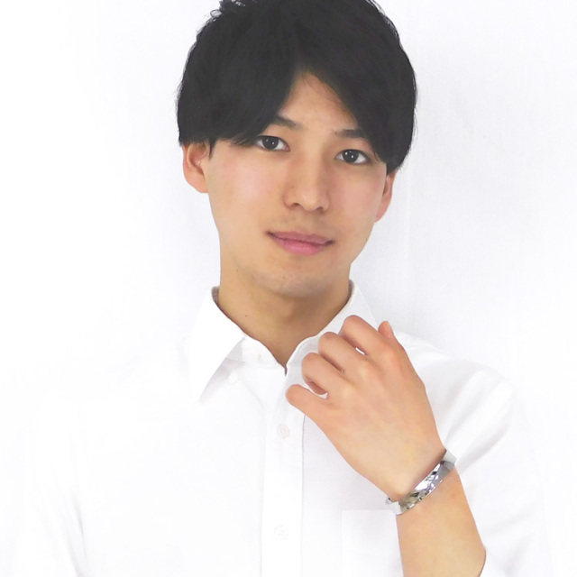 インサイドカーブデザインバングル