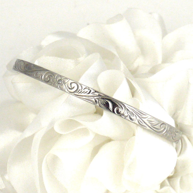 ハワイアンプルメリアバングル