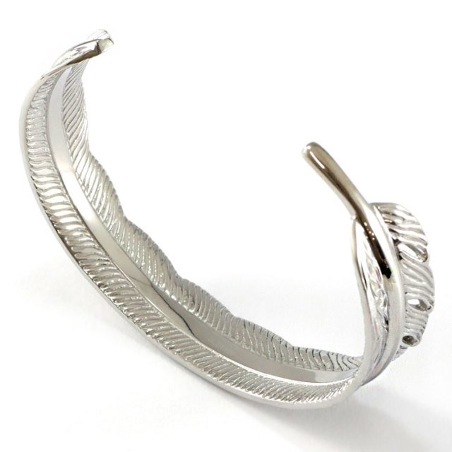 スクロールフェザーバングル