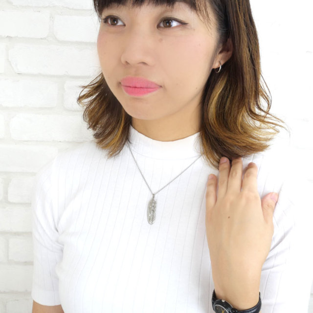 ハワイアンフェザーペンダント