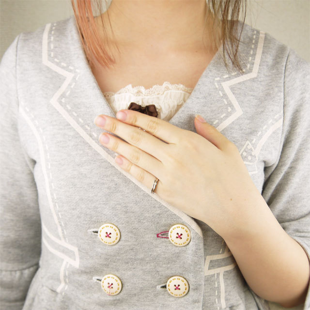 vie グルーブダイヤモンドリング