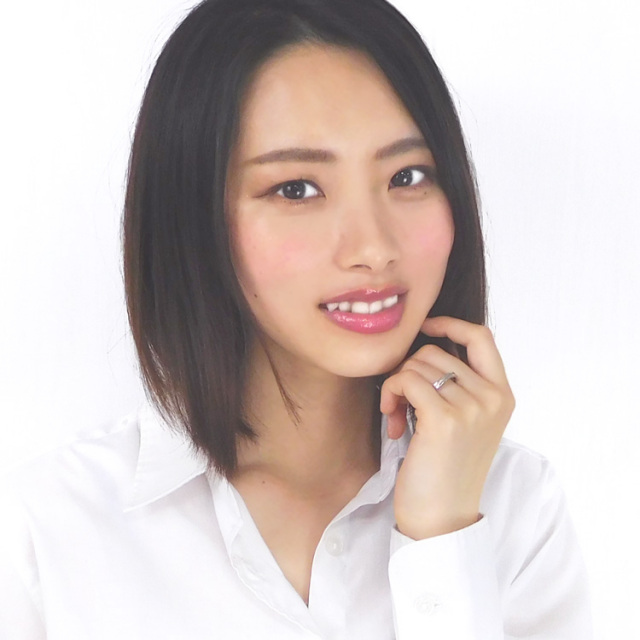 細身のグルーブデザインリング