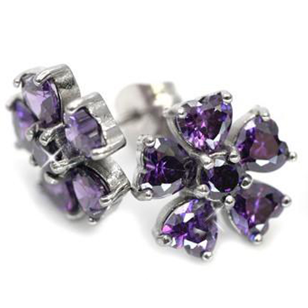 タンザナイトの花ピアス タンザナイト&クリアジュエルフラワーピアス（両耳用） 金属