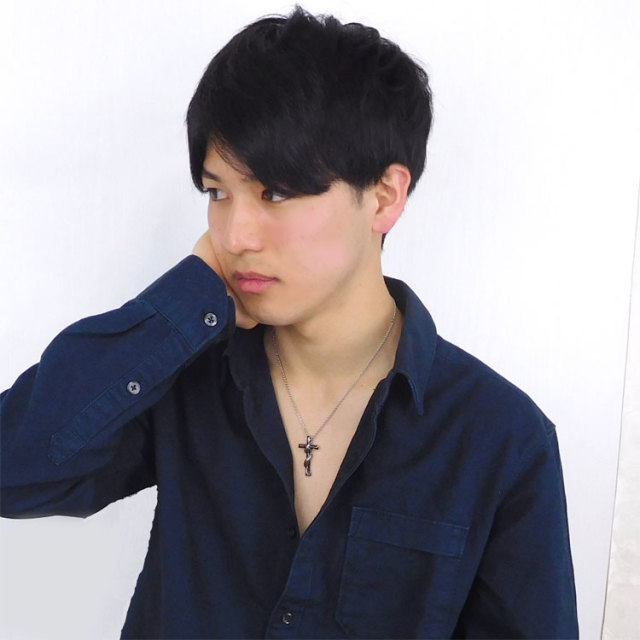 スネーククロスペンダント