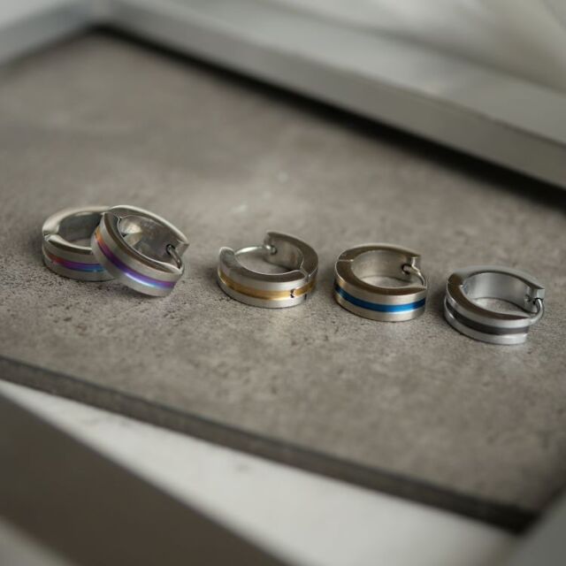 金属アレルギー対応 ステンレスピアス カラーラインフープピアス 両耳用 316L サージカルステンレス se3517