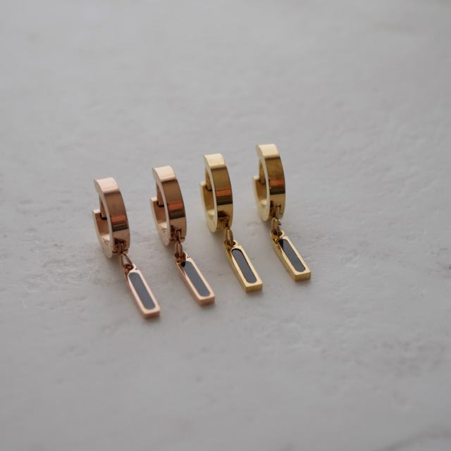 金属アレルギー対応 ステンレスピアス エレガントプレートピアス（両耳用）316L サージカルステンレス se3540