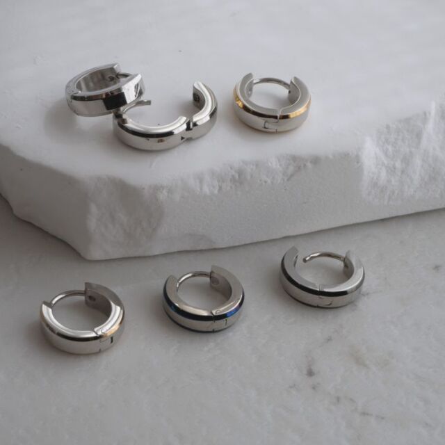金属アレルギー対応 プレートエッジフープピアス フープピアス つけっぱなし キャッチレス sse-010
