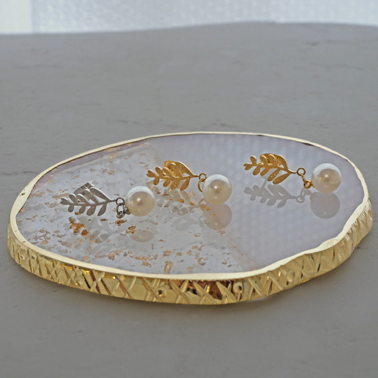 金属アレルギー対応 リーフパールピアス pi056