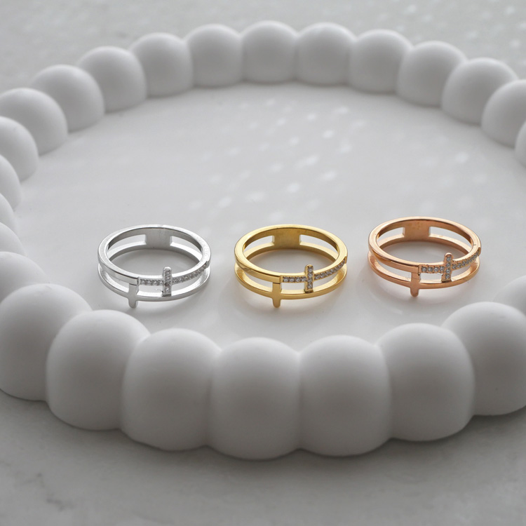 金属アレルギー対応 ステンレスリング  キュービックジルコニア ダブルクロスモチーフリング 指輪 安心 316L r-m7721