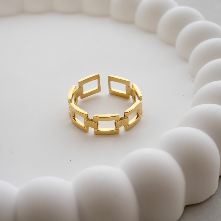 金属アレルギー対応 ステンレスリング スクエアチェーンリング 大振り ゴールド 指輪 ゆびわ 316L rng031