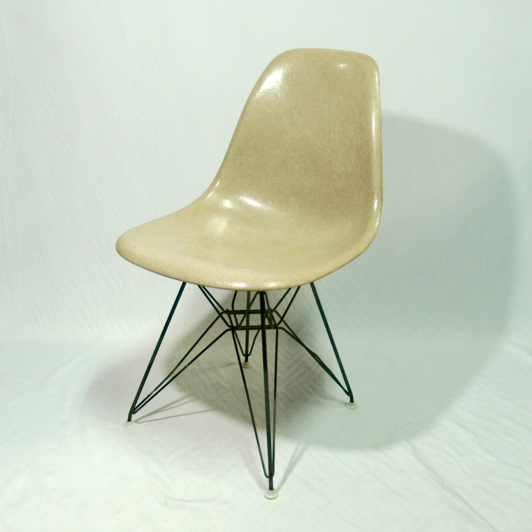 Eames Side Shell Chair Sand Beige