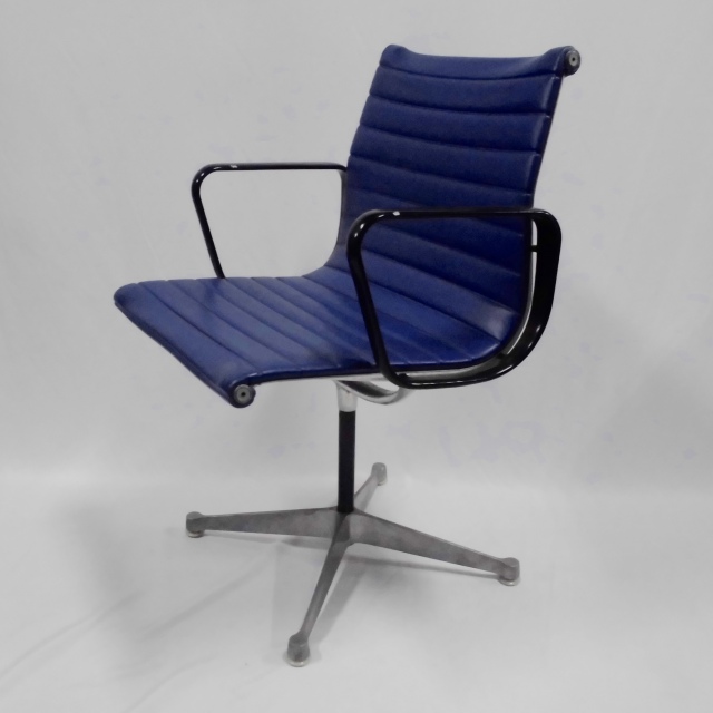 Herman Miller Eames Aluminum Group Side Chair Blue