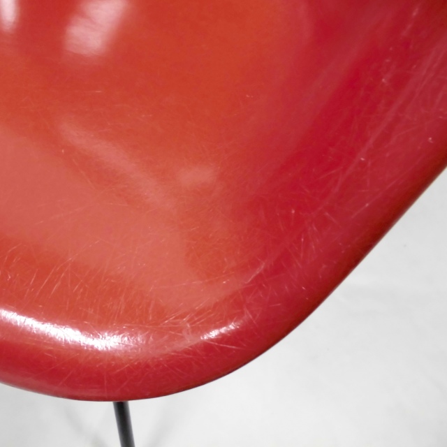 Eames Arm Shell Chair