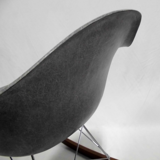 Eames Arm Shell Chair
