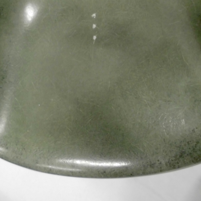 Eames Arm Shell Chair