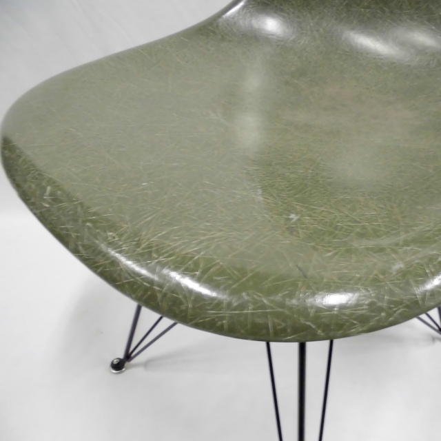 Eames Side Shell Chair