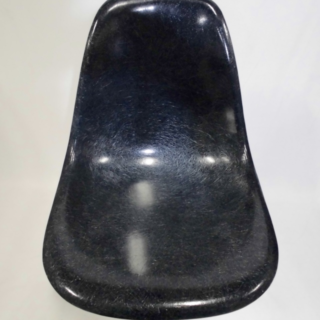 Eames Side Shell Chair