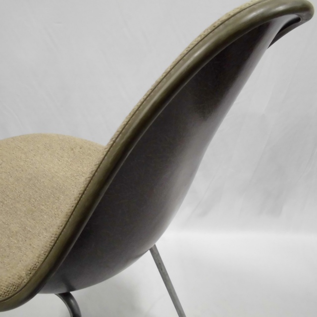 Eames Side Shell Chair