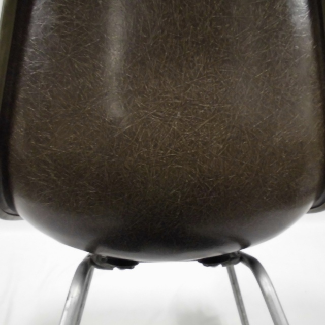 Eames Side Shell Chair