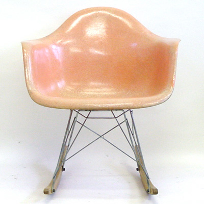 Eames Arm Shell Salmon Roking (Original)