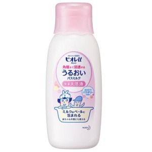 花王　ビオレＵ　家族みんなのすべすべバスミルク本体６００ＭＬ