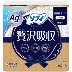 ユニチャーム　ソフィ　キヨラ贅沢吸収Ａｇ無香料ふつう用　６２枚