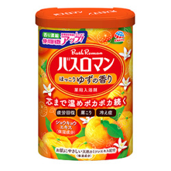 アース製薬　バスロマンほっこりゆずの香り６００ｇ