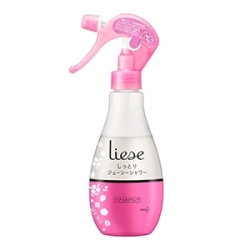 花王　リーゼ　しっとりジューシーシャワー　本体　２００ｍｌ