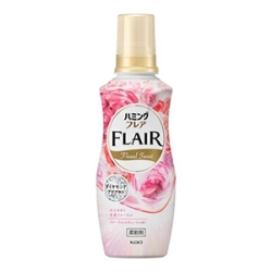 花王　ハミングフレア フローラルスゥィート 柔軟剤　　本体　５２０ｍｌ