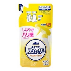 花王　キーピングスムーザーアイロン用しわとり剤　つめかえ　３１０ｍｌ