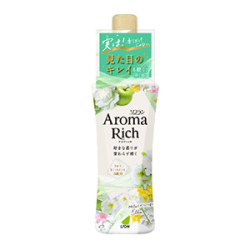 ライオン　ソフラン　アロマリッチ　柔軟剤　エリー　本体４８０ｍｌ