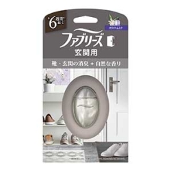 Ｐ＆Ｇ　ファブリーズ玄関用消臭剤 プレミアムシリーズ消臭＋自然な香りホワイトムスク７ｍｌ