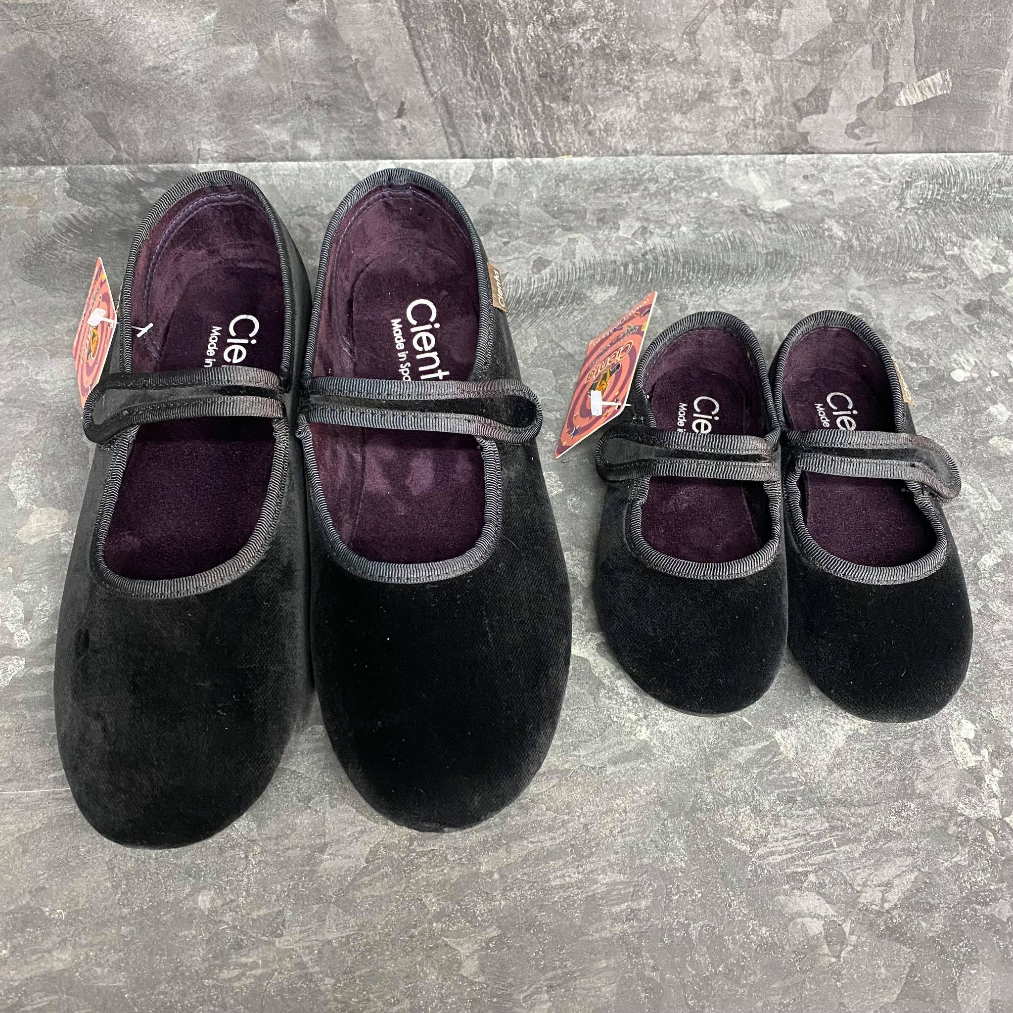 【cienta(シエンタ)】50007501 大人～キッズまで/シューズ・ベロアフォーマルストラップ/BLACK