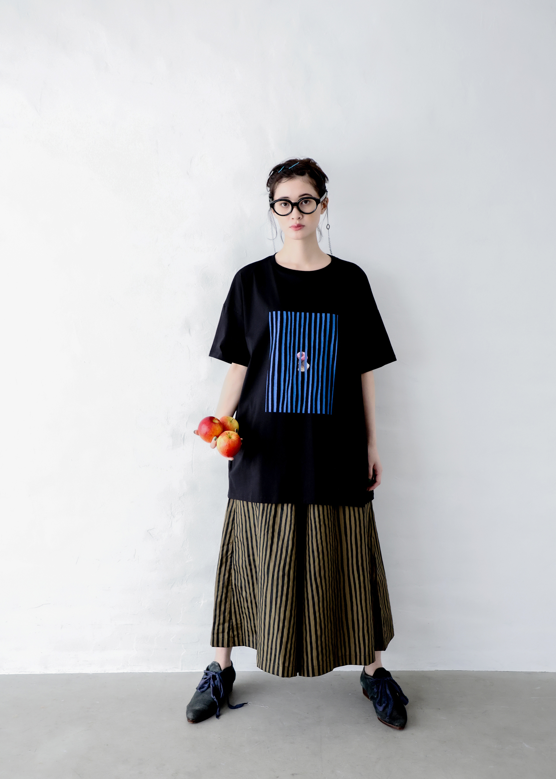 【michirico】MR26SS-04 Apple T/adult/BLACK