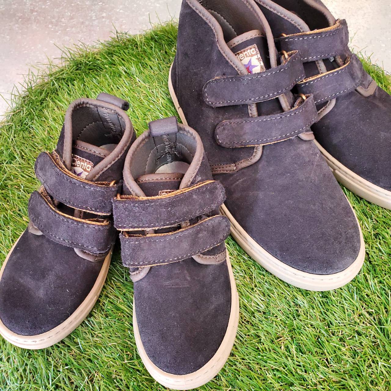 【cienta(シエンタ)】93887201/スエードベルクロブーツ/ blackキッズ～おとな38まで